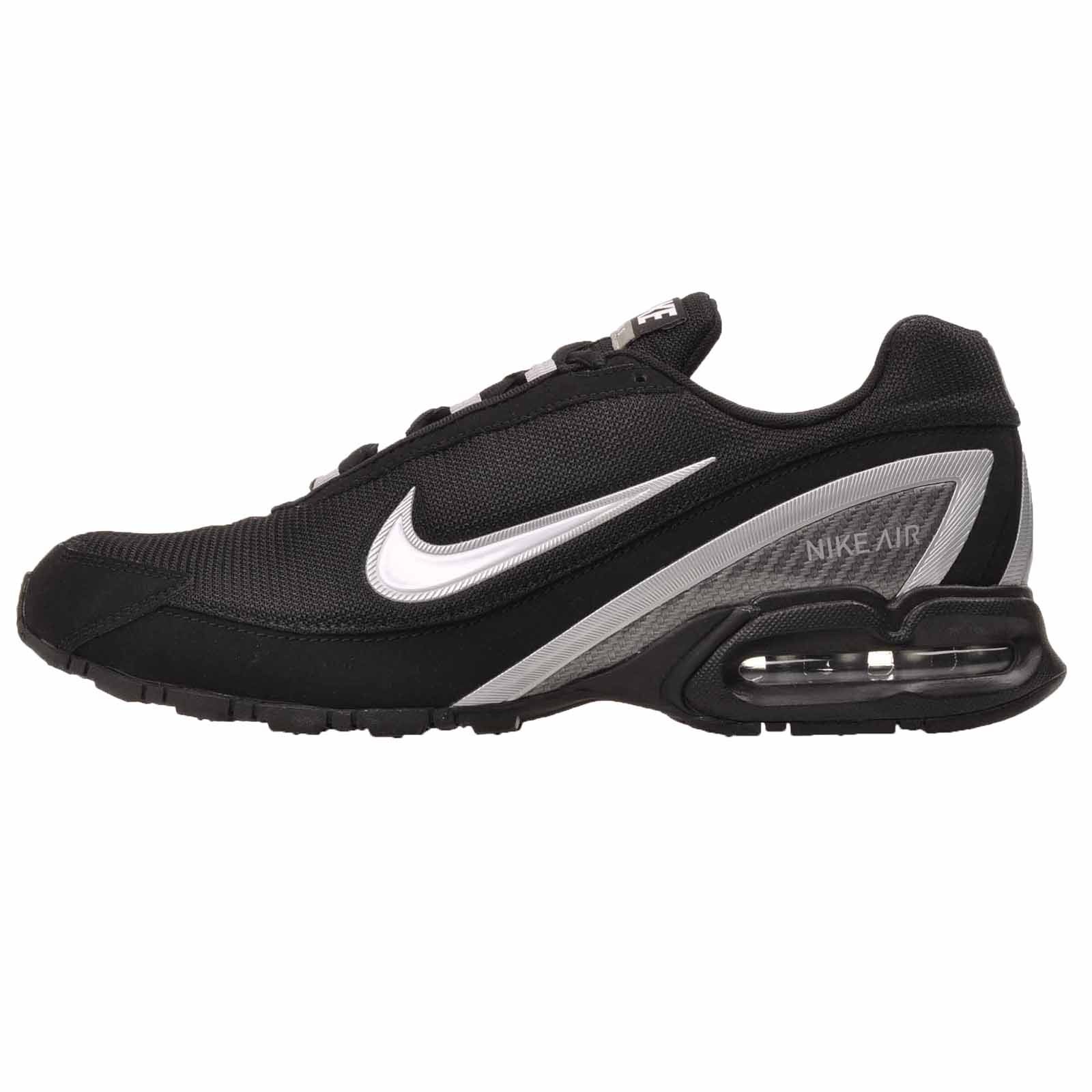Nike характеристика. Кроссовки wmns air max command. Эволюция бренда найк. Брендинг nike. Задачи компании найк.