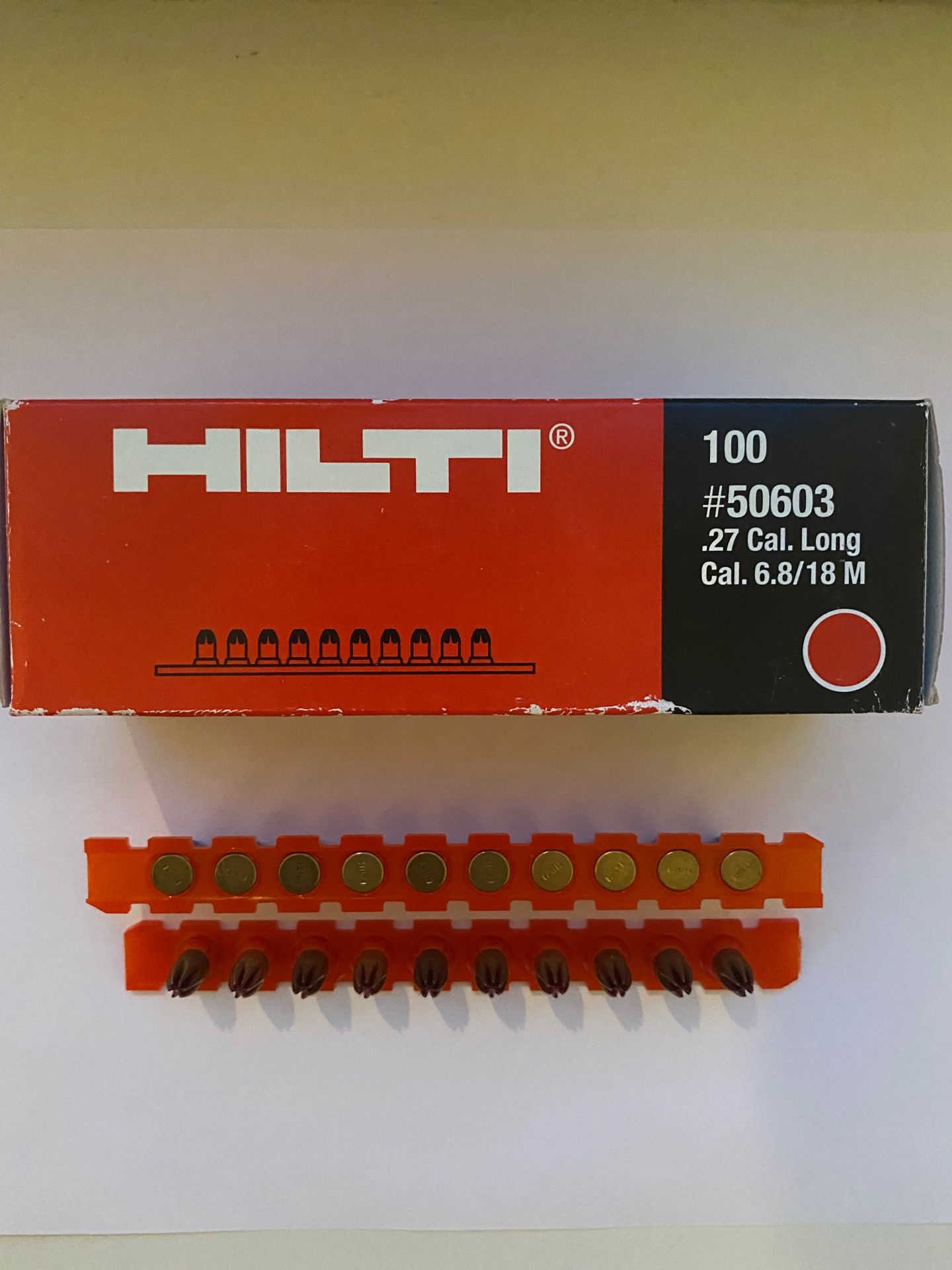 Монтажные хилти. Монтажные патроны Hilti. Монтажные патроны 6 и 8 на 18. Монтажные патроны в ленте. Патрон монтажный д-3.