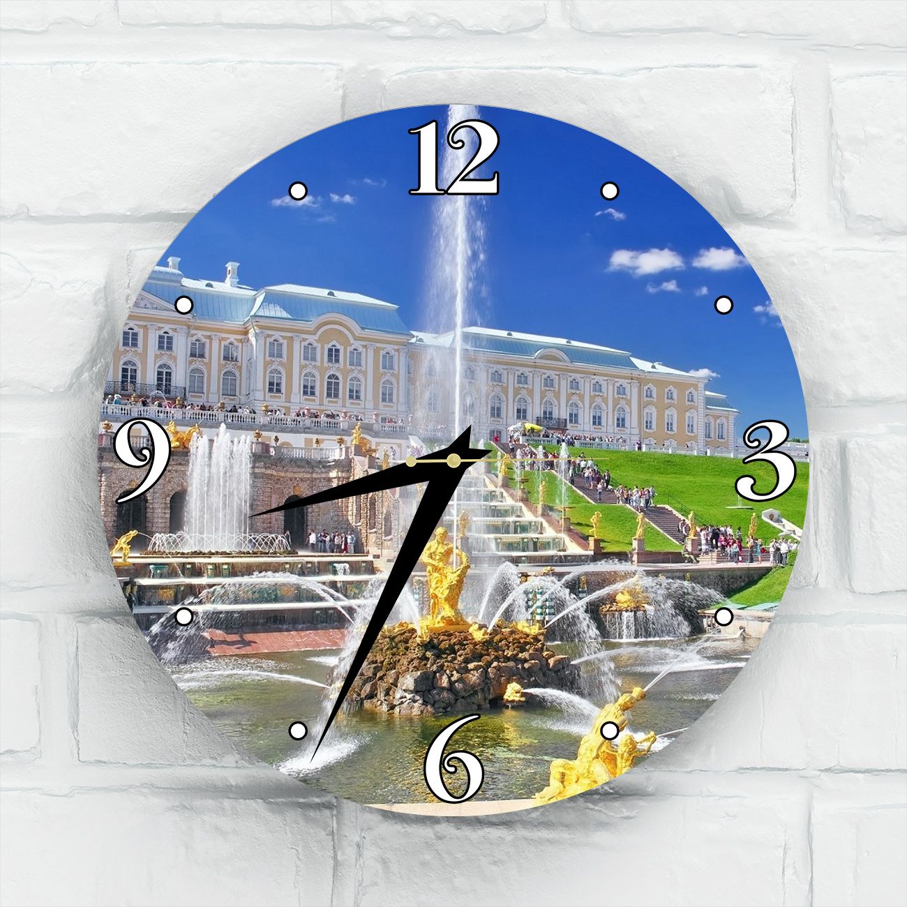 Тихие часы в санкт петербурге 2025. Часы петергоф. peterhof часы. сувениры из петергофа. часы петродворцового завода.