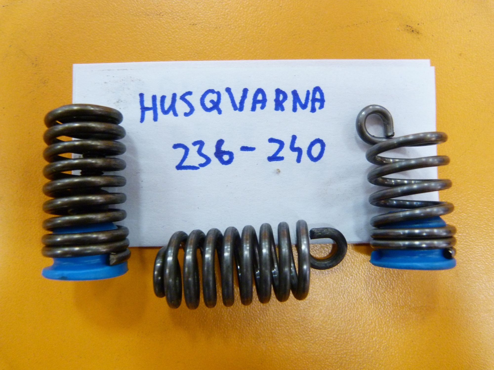 амортизаторы для бензопилы husqvarna 236/ 240, набор. амортизатор бензопилы хускварна. амортизатор бензопилы хускварна. амортизатор бензопилы хускварна. амортизаторы хускварна 365.