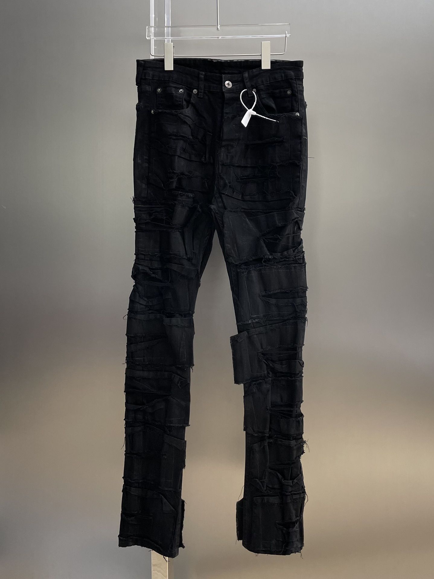 Rick owens bolan banana jeans. Джинсы rick owens type. Джинсы rick owens type. Balenciaga type джинсы. Rick owens distressed jeans.