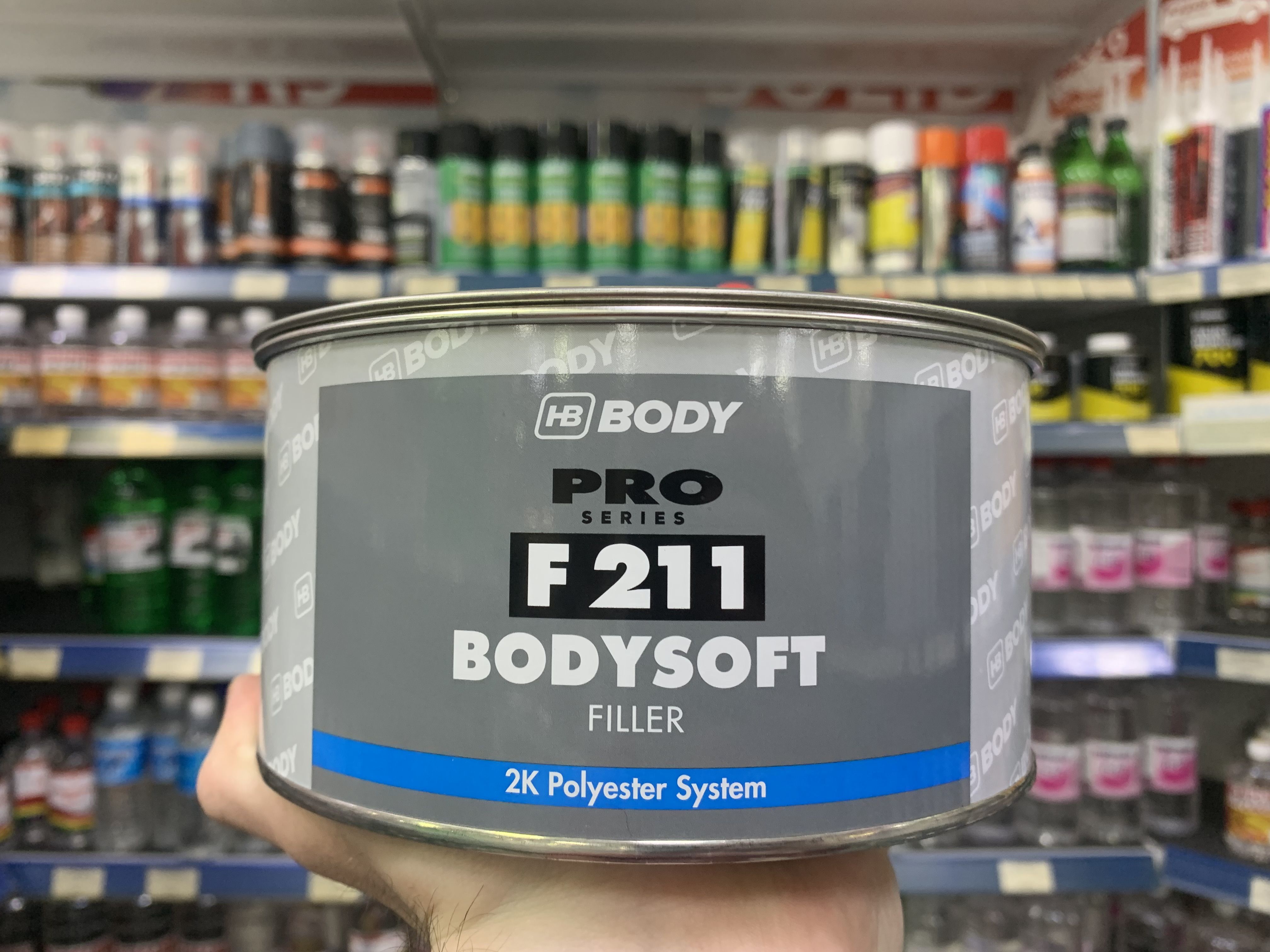 Шпатлевки hb body. Bodysoft f211 Pro шпаклевка. Шпатлевка HB body Pro f211 Soft белый цвет. Шпатлевка body Soft f211 какого цвета. Шпатлевка body 211 Soft, 1кг.