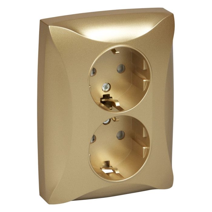 Розетка шнайдер глосса шампань. Розетки шампань в интерьере. Атласдесинг розетка. Розетка шнайдер цвет шампань. Шнайдер дуэт.
