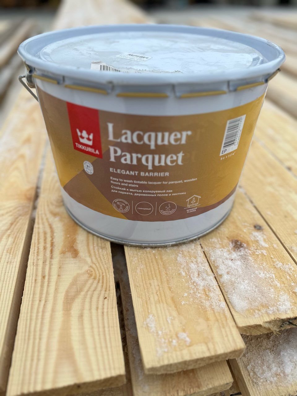 TIKKURILA EURO KIRI / Lacquer Parquet (9 л), Лак ПАРКЕТНЫЙ  алкидно-уретановый ГЛЯНЦЕВЫЙ ЦВЕТНОЙ (3456 Василек) БЫСТРОСОХНУЩИЙ для  лакирования паркета, ...