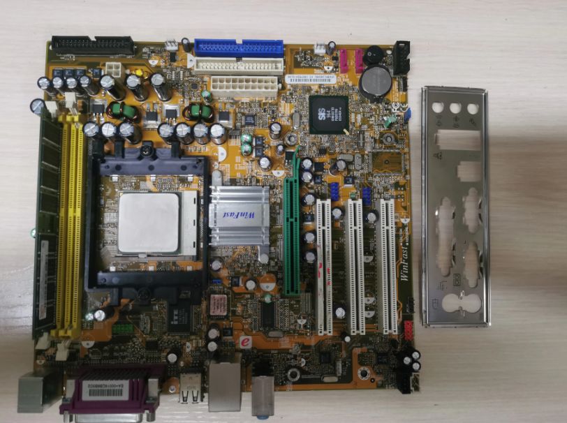 Материнская sis. Материнская плата foxconn k8s755m-6lrs. B. Материнская sis. Материнская sis.