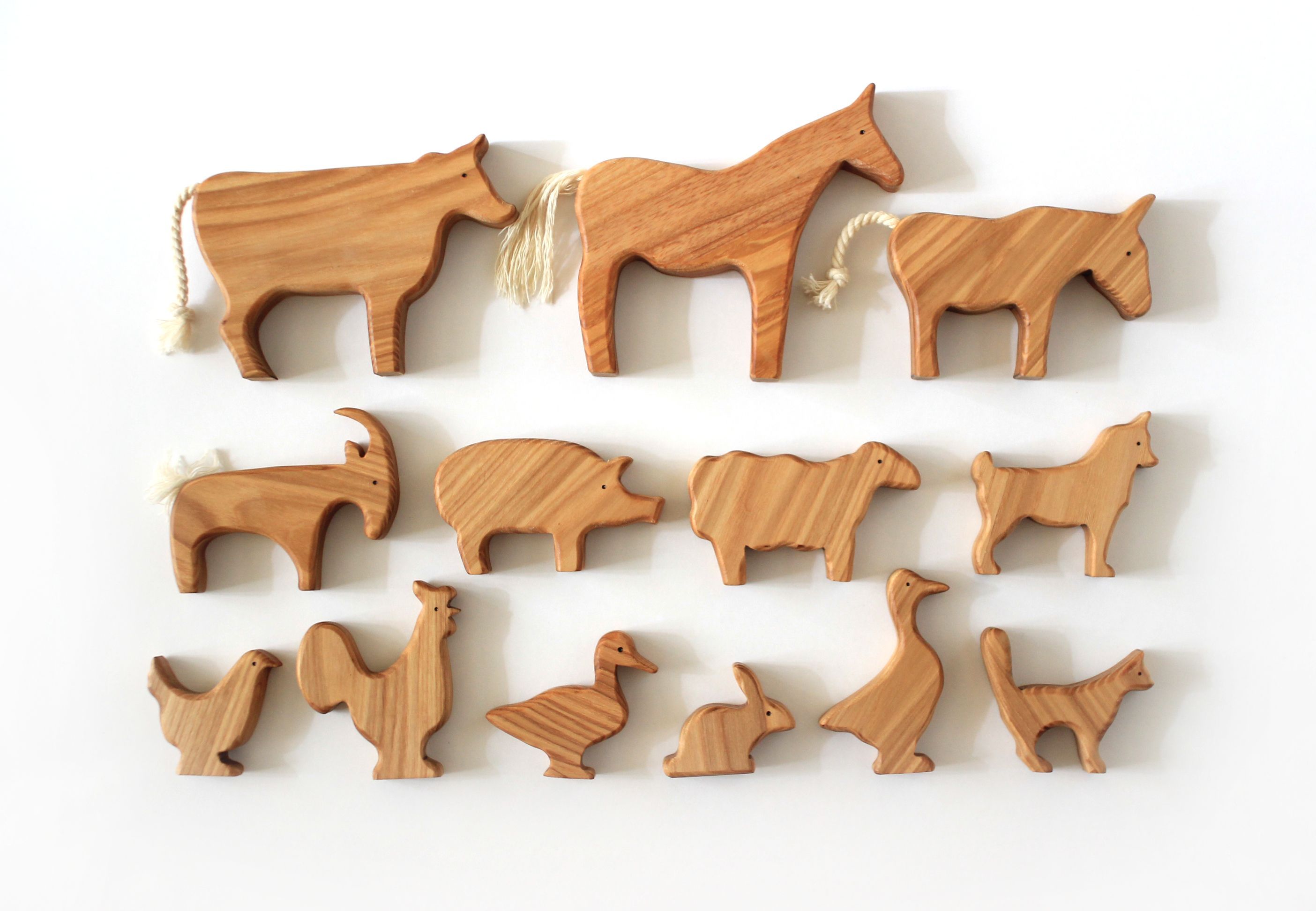 Звери из дерева. Деревянные животные. Деревянные игрушки животные. Фигурки из дерева. Фигурка деревянная.