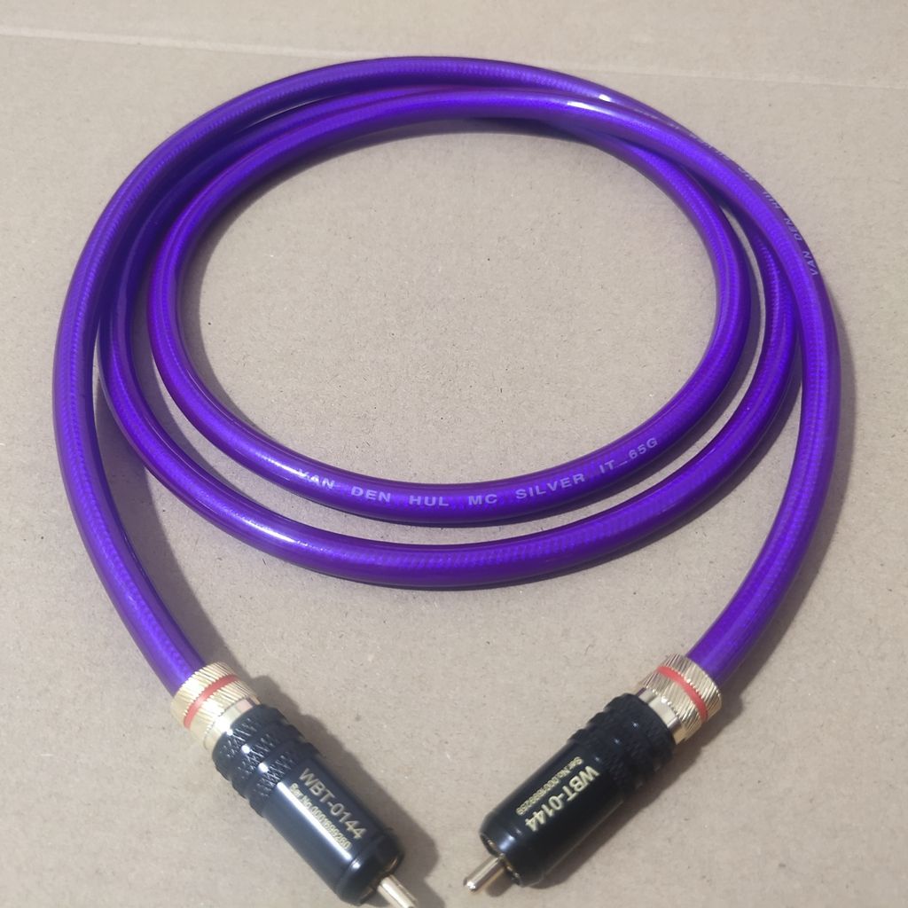 VandenHulАудиокабель,0.5м,фиолетовый