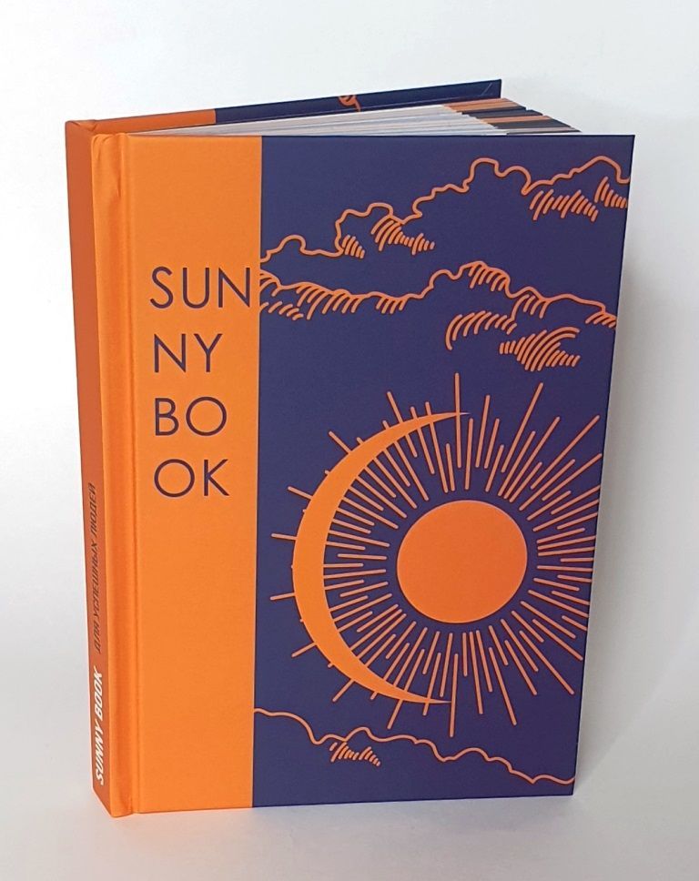 Книга солнечный свет. Книга солнце. Книга с солнцем на обложке. Солнечный свет книга.