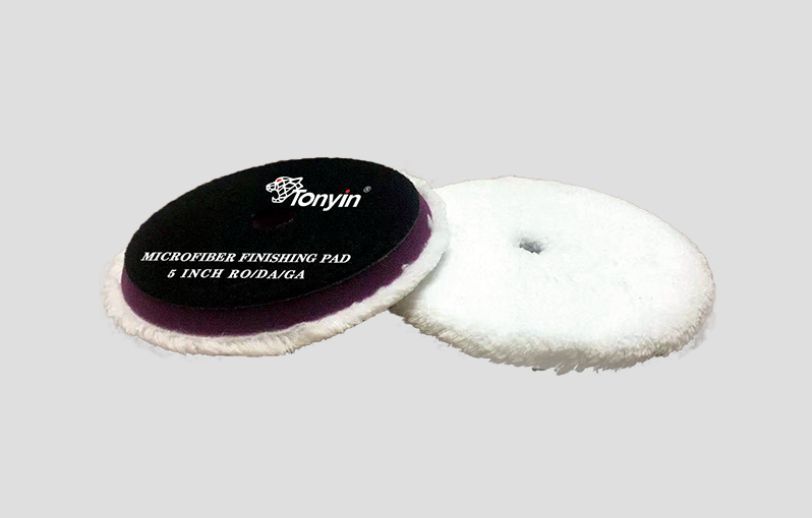 TP09A Микрофибровый финишный полировальник с отверстием 5 дм. MICROFIBER FINISHING PAD TONYIN