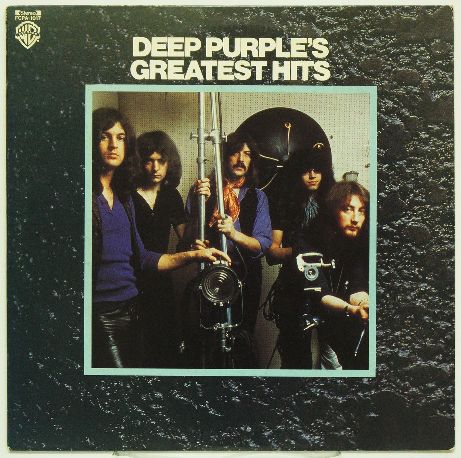 Дип перпл машин. Обложки LP Deep Purple. Группа Deep Purple Greatest Hits Imajes. Deep Purple Burn 1974 LP. Deep Purple in Rock 1970 обложка.