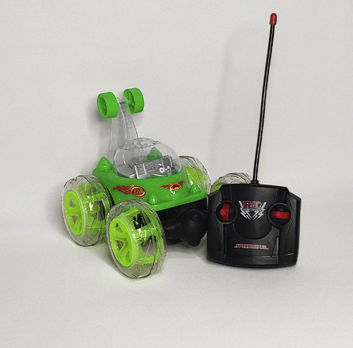 mashina na pulte upravleniya monstr trak ch toys