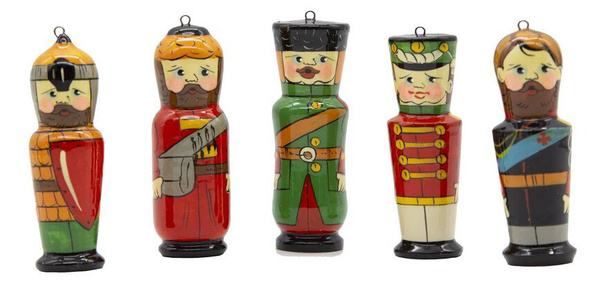 Toy soldier на русский. Деревянные фигурки солдатиков. Русские солдатики. Деревянные солдатики гусары