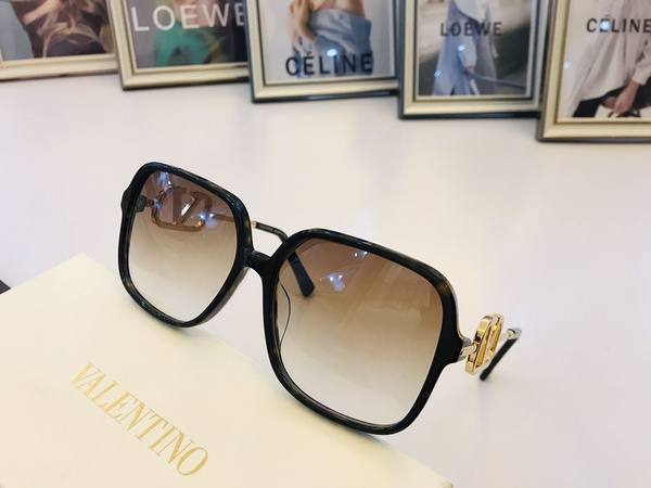 Очки солнцезащитные Valentino - купить с доставкой по выгодным ценам в ...