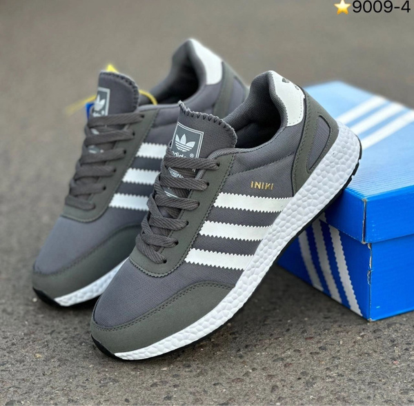 Adidas Iniki с джинсами