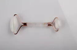 Ускоряет деление клеток, подтягивает кожу, улучшает лимфоток, снимает отечность, выводит токсины, избавляет от усталости и возвращает  ...