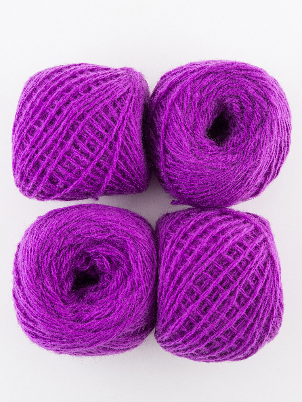 Ализе дива 346. Пнк кирова нарцисс. Пряжа фиалка (пнк) 0805 мальва. Пряжа с пайетками для вязания. Озон пряжа крючком.