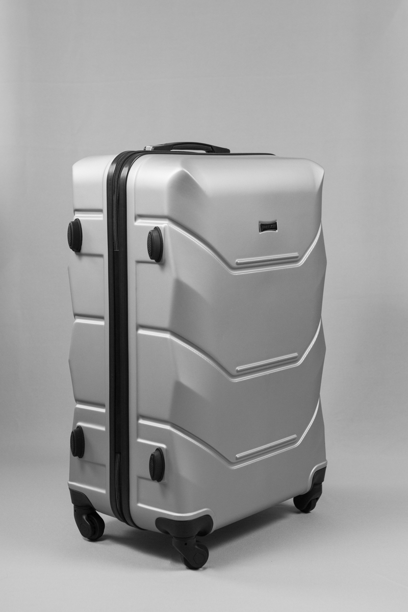 Чемоданы 60 см высота. Дорожный чемодан belletti. Чемодан 60 см. Чемодан большой 4 roads 6168(28) l black. Чемодан 4 roads, пластик, 66 см, 70 л.