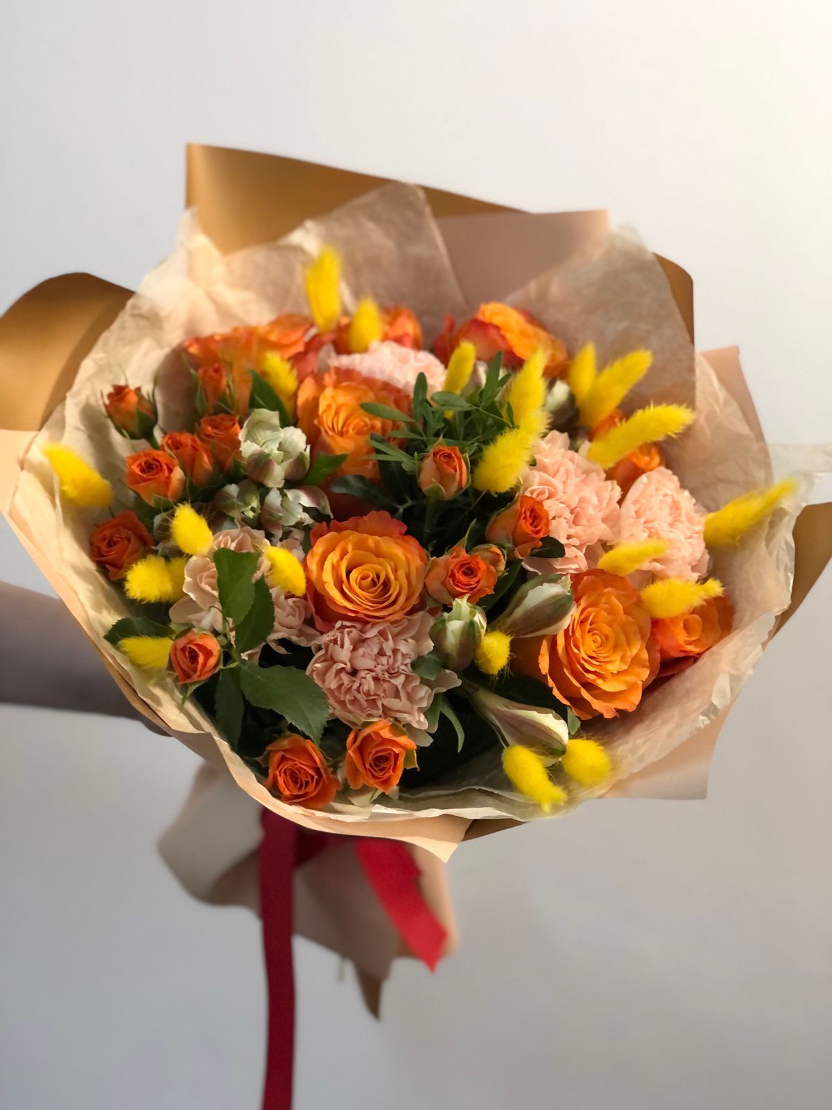 Букет живых цветов VORNIKOV BOUQUETS Букет с альстромерией Аура