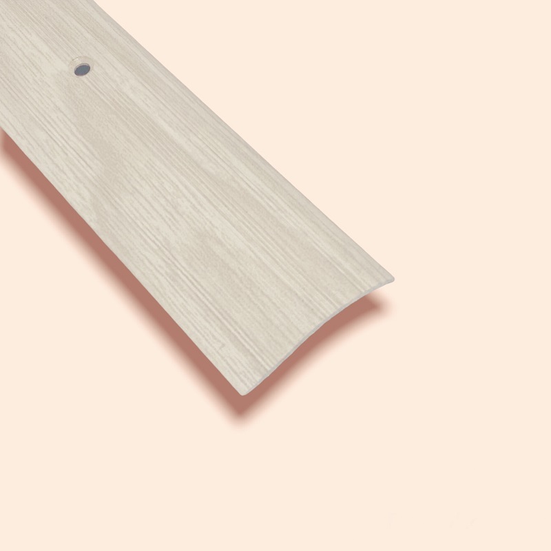 095 дуб венге. порожек разноуровневый дуб дымчатый. 1800. профиль стык с дюбелем 1800х40мм клён п74. профиль стыкоперекрывающий алюминиевый.