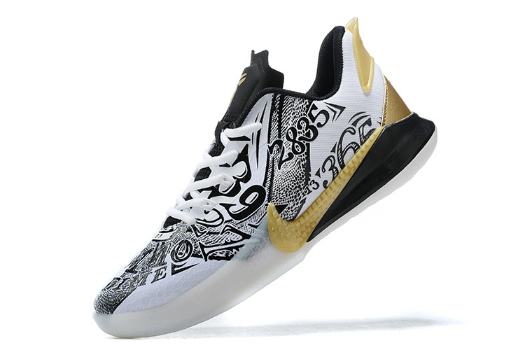 Nike Kobe Bryant Black Mamba