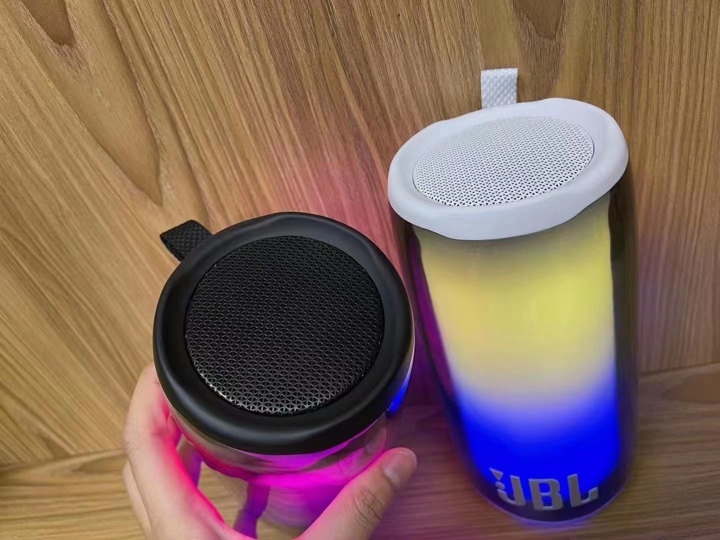 Колонка jbl с алисой