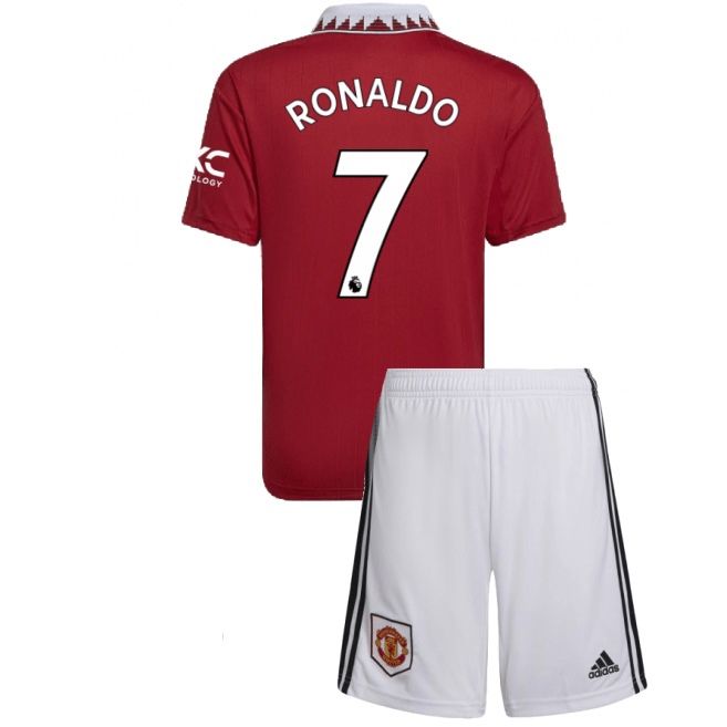 Форма роналду купить. Форма Роналдо 2023. Футбольная форма Манчестер Юнайтед 2022-2023. Форма Криштиану Роналду для детей.
