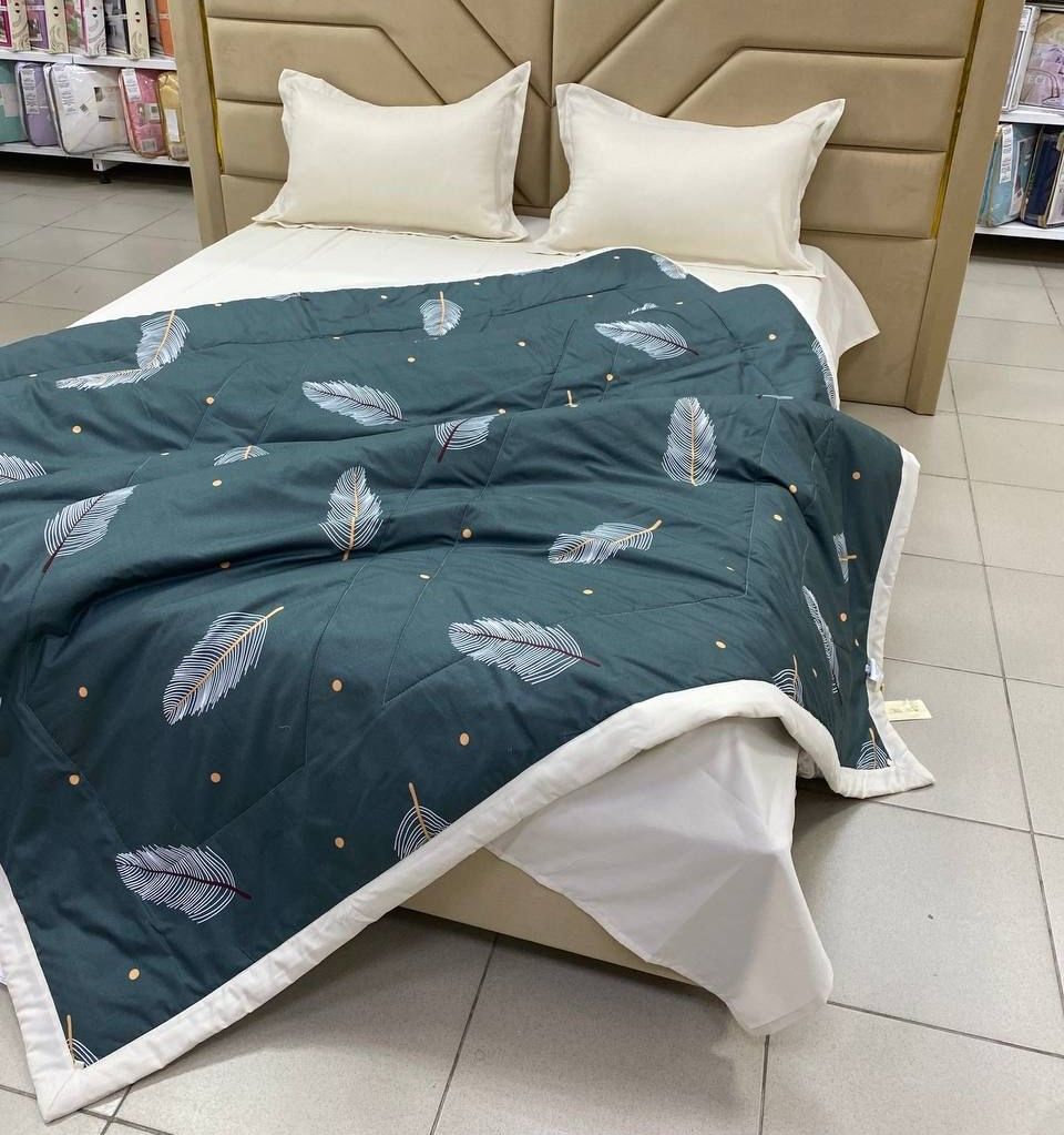 Семья на одеяле. Комплект постельного белья c одеялом boris evro. Комплект белья с готовым одеялом. Одеяла фирмы boris отзыв. Бельё.