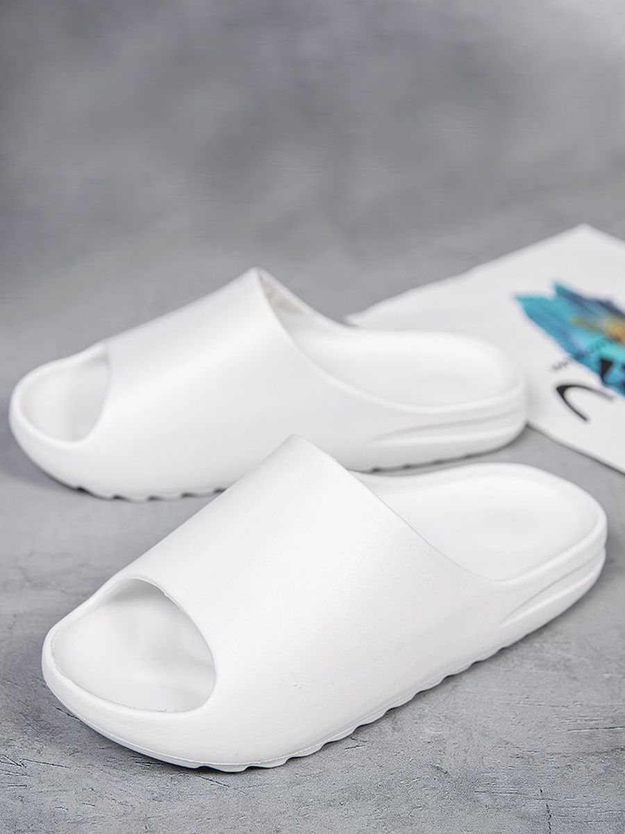 Тапки adidas Yeezy Slide