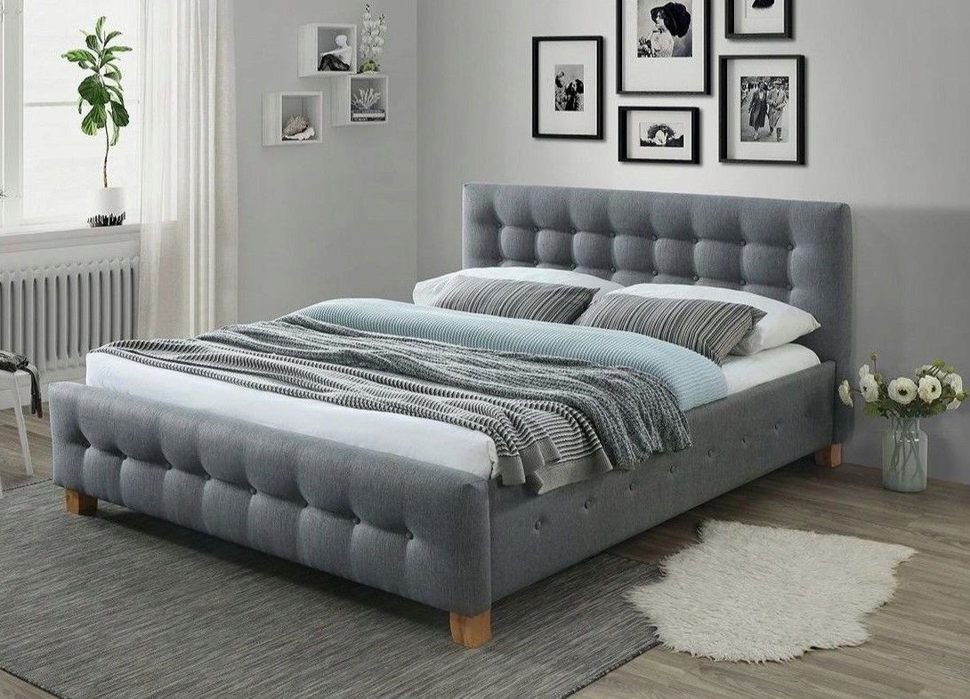 двуспальная кровать с бортами
