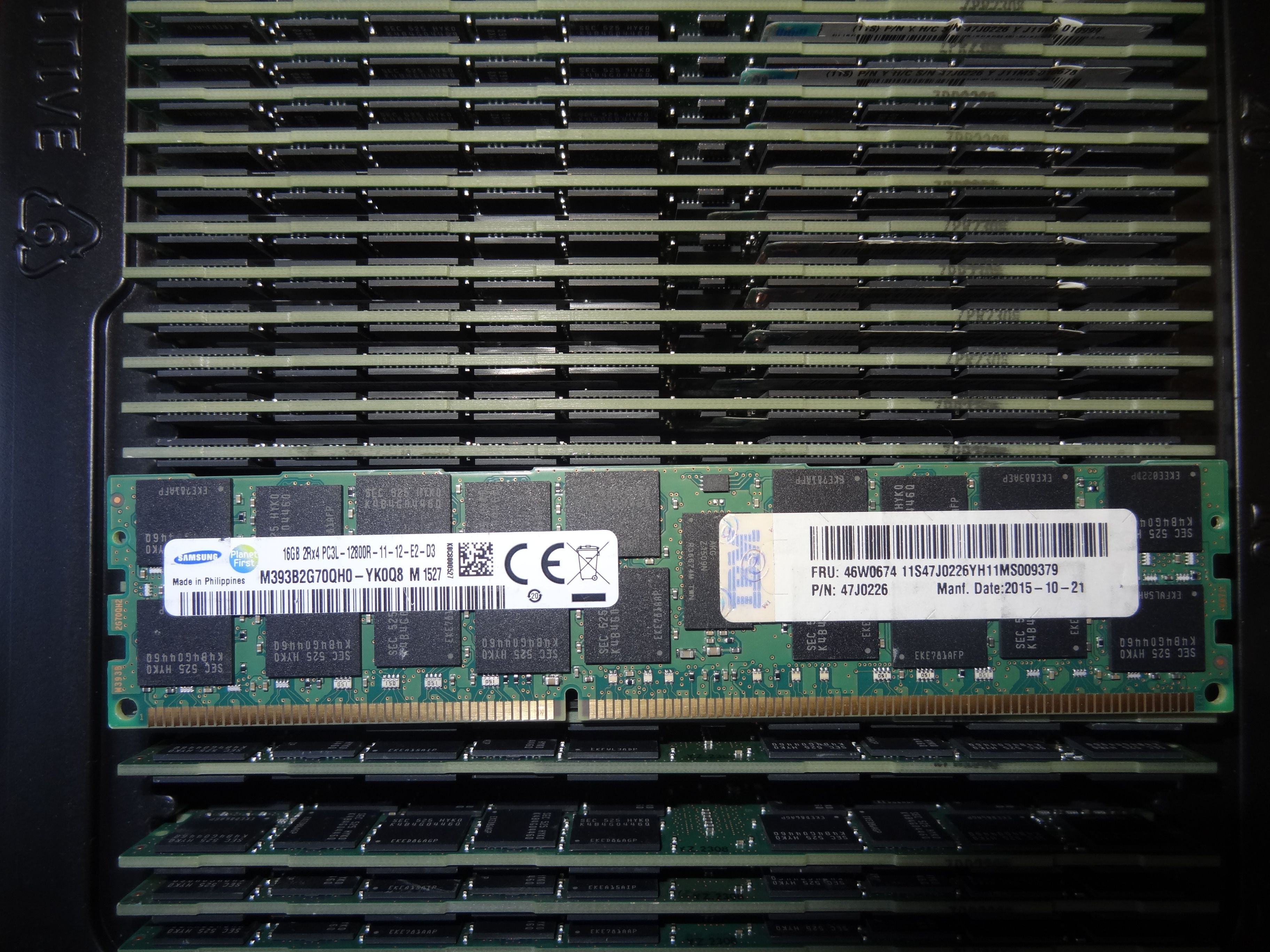 OEMОперативнаяпамятьСервернаяпамятьDDR316GBECCREGSamsung2Rx4PC3L-12800R1.35vM393B2G70QH0-YK0Q81600MhzIBM1x16ГБ(M1527)