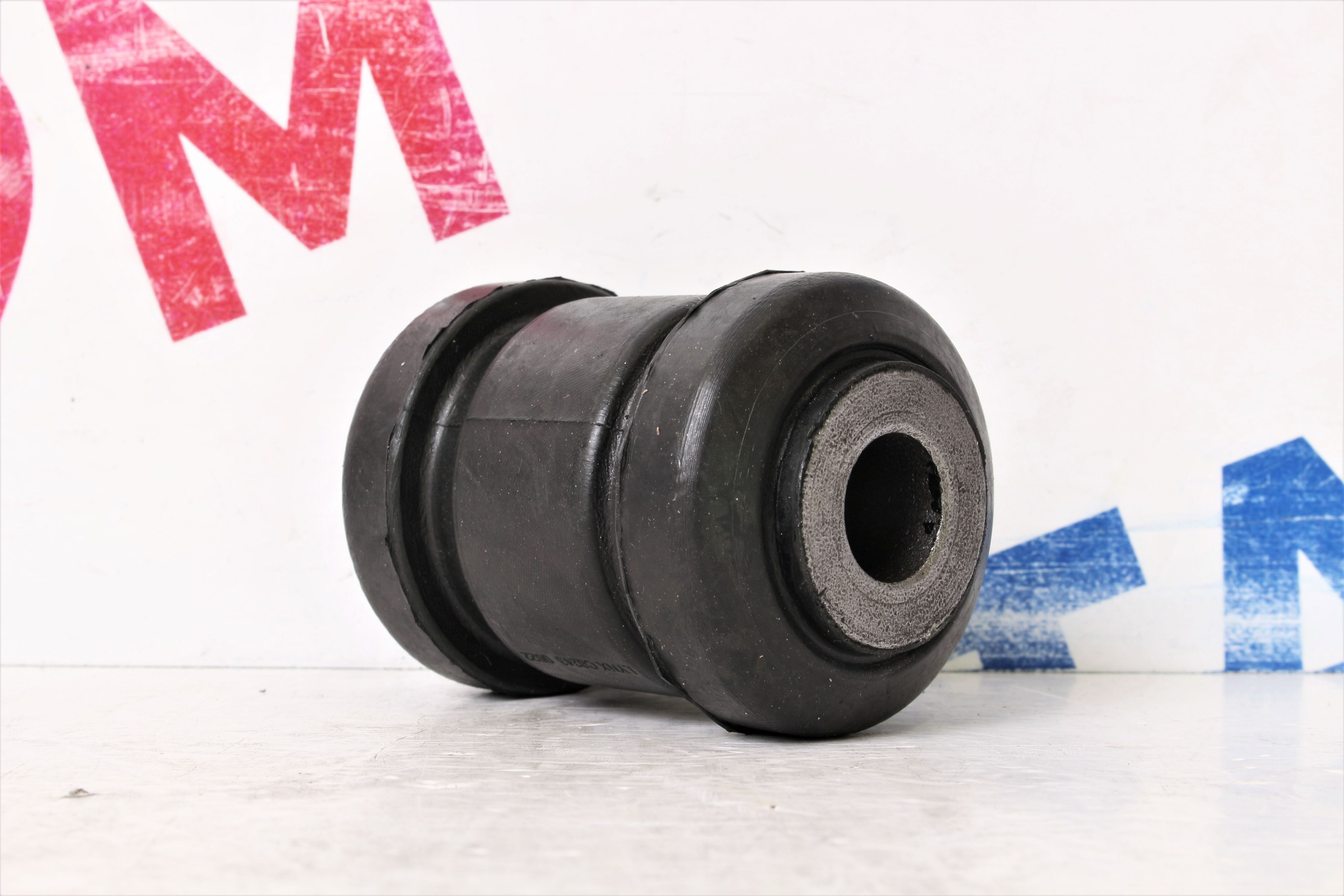 сайлентблоки форд фокус 3. сайлентблоки передних рычагов форд фокус 3. сайлентблок фокус 3. сайлентблок форд фокус 3 передний. Ford 1326988 сайлентблок подрамника 1шт.