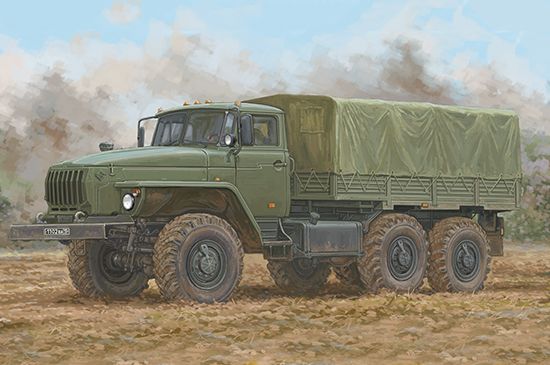 Trumpeter 01072 1:3 5 Российский УРАЛ-4320 Пластиковая модель Автомобиль