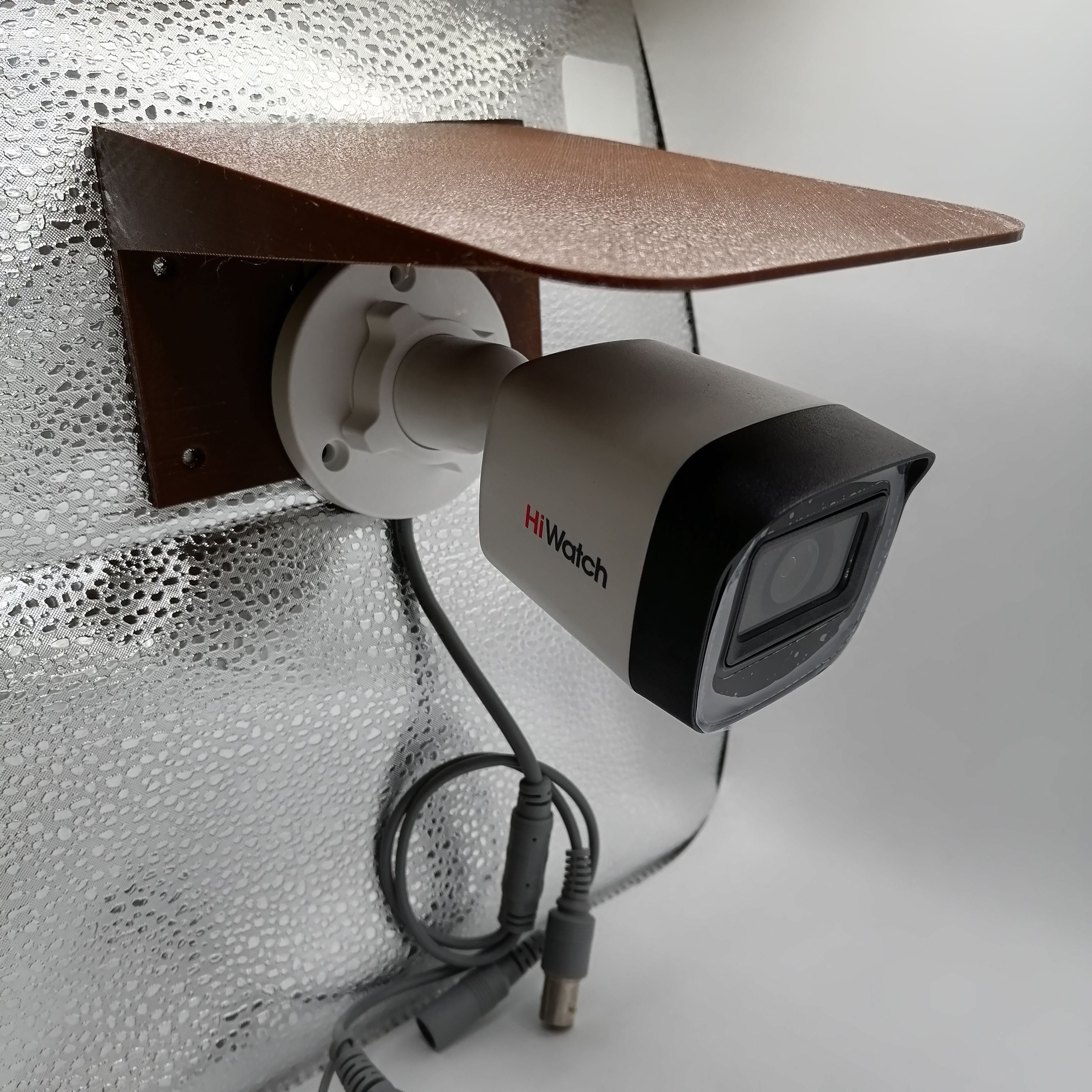 Защитныйкозырекдлякамеры3D-печатьвидеонаблюденияHIKVISIONHIWATCHDAHUAплоский(коричневый)защитакамерыотдождя,льда,снега