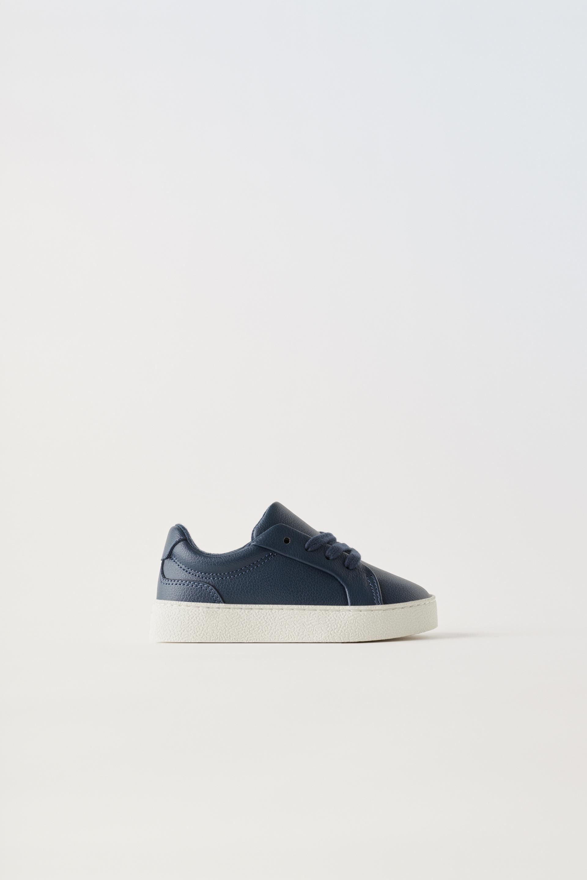 Кеды zara бежевые. Минималистичные кроссовки. Минималистичные кроссовки. Минилбистичнын кроссовки. Алекс аригато кроссовки.