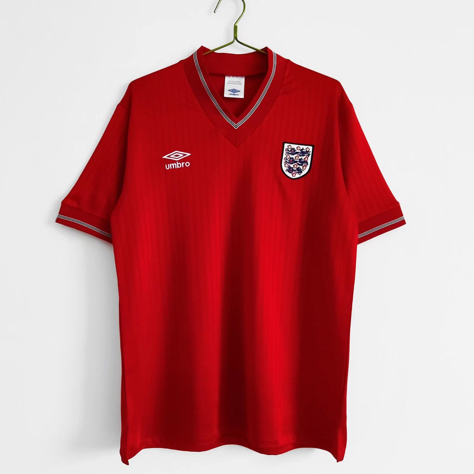 Ретро форма купить. England Umbro Jersey Retro. Футболка сборной Англии. Ретро форма. Форма сб Англии.