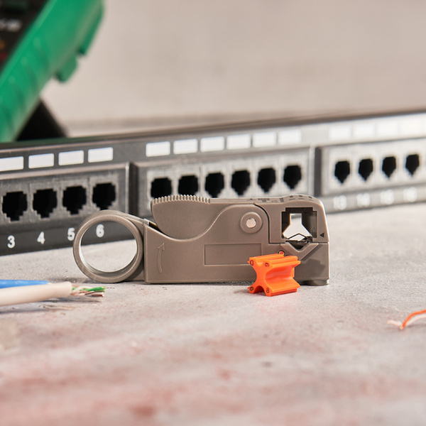 Инструмент для зачистки коаксиального кабеля RG-58, RG-59, RG-6 ...