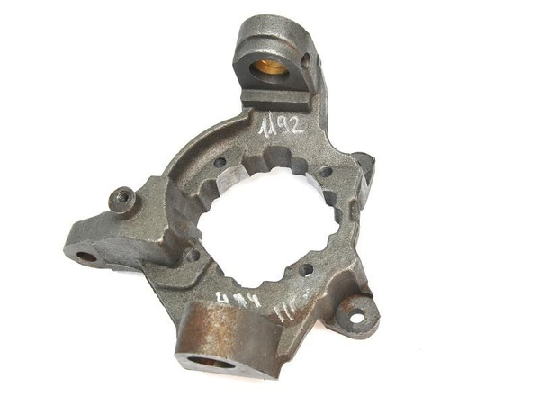 Корпус поворотного кулака под болт Газель 4х4, правый, 33027-2304044 ...