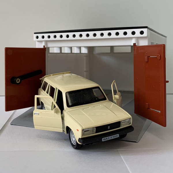 Игрушечный разборный гараж с распашными воротами (21 см) и ...