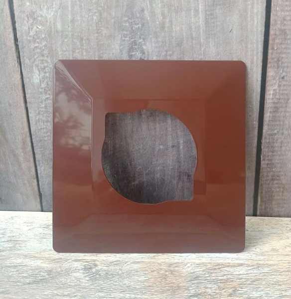 Рамка накладка под выключатель и розетку для защиты обоев шоколадная ...