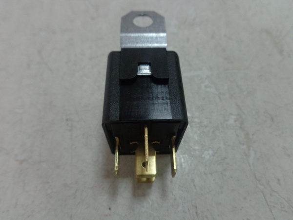Реле 5-и конт. 30А 12 V с кронштейном универс. Волга-3110 Авар, Псков ...