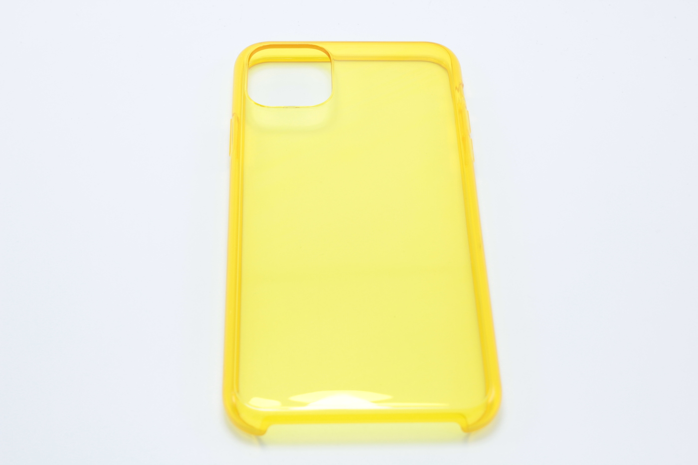 Прозрачный чехол apple iphone 12. Чехол на айфон 11 Clear Case. Чехол желтый iphone 12 Promax. Чехол Clear Case для iphone 14 Pro. Iphone 14 желтый.