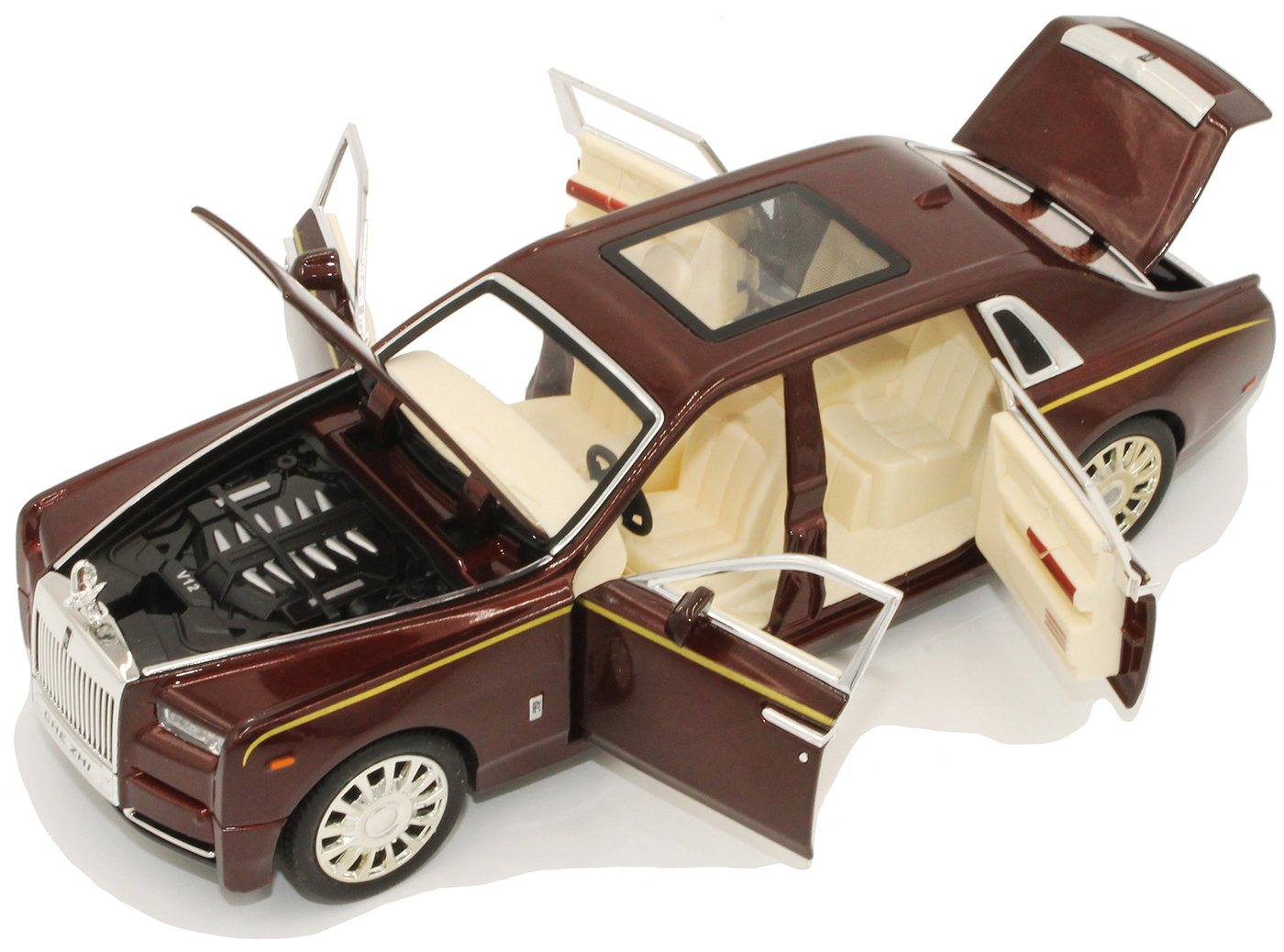 Машинки игрушки открывается капот багажник. Машина металлическая с открывающимися дверьми капотом и багажником. Игрушечная у которой все открывается. Машина ролс ройс 1:24 923св м923s-6. Игрушка машины двери открываются.