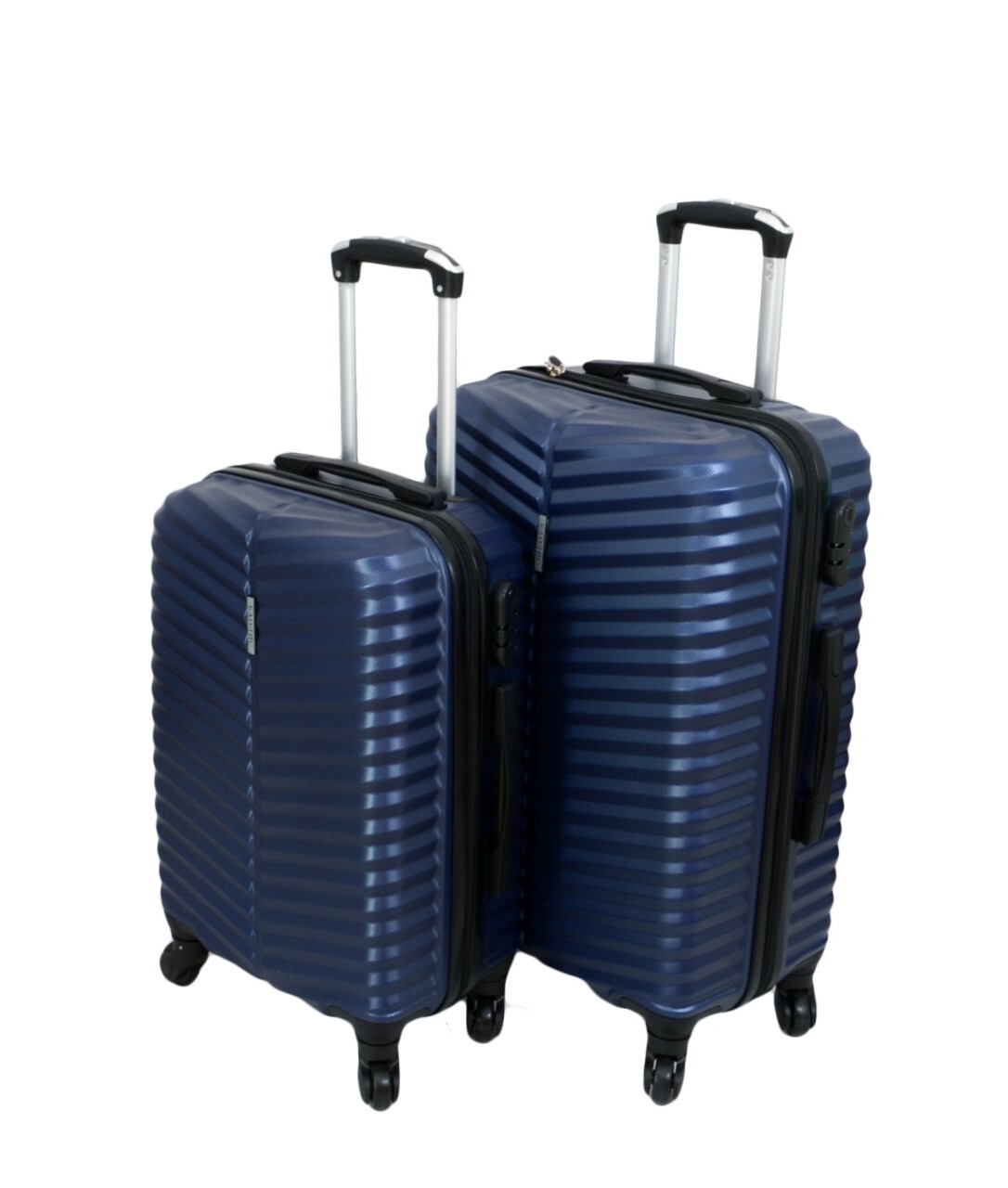 Два чемодана