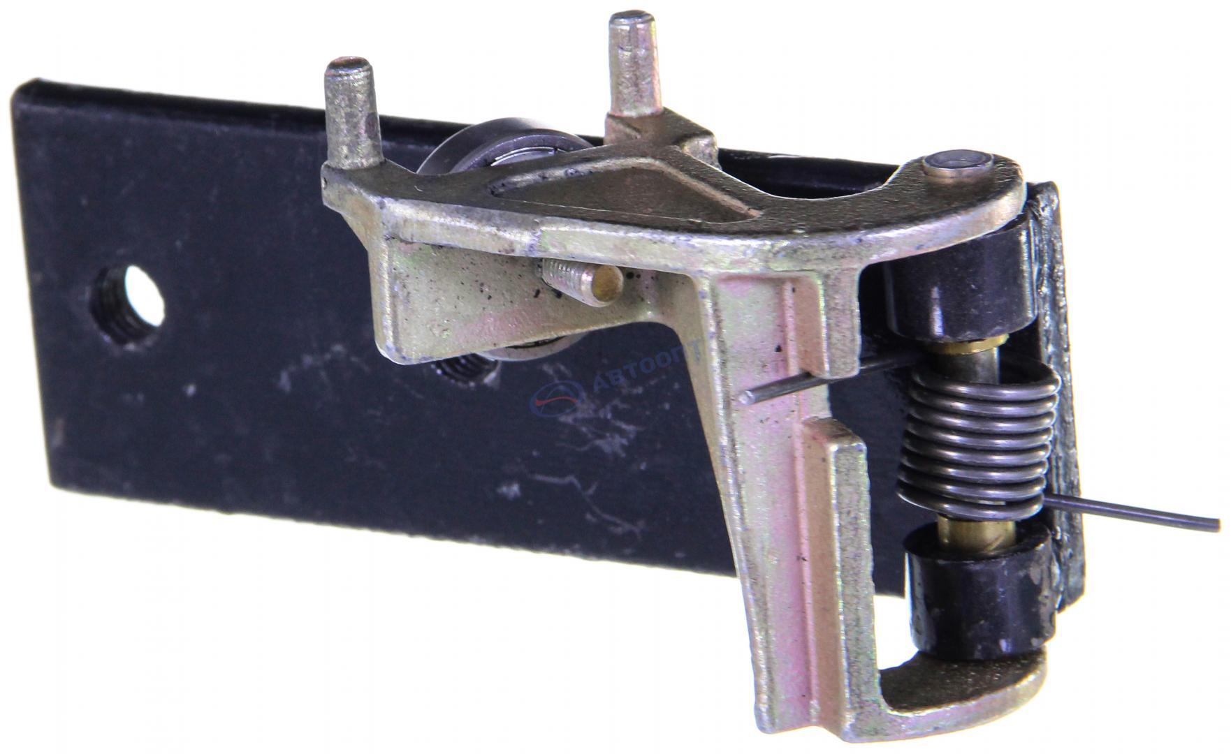 ролик сдвижной двери 2705. 2705-6426150-10. механизм открывания сдвижной двери 2705-6426150-10 газ. защелка сдвижной двери 2705. каретка сдвижной двери 2705.