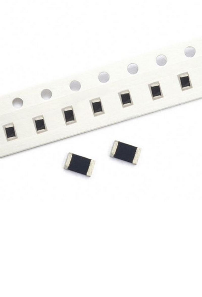 Smd резистор. Чип резистор SMD 10ком. 1206 SMD резистор 5.1 ом. Резистор SMD 0402, 47ком 1%. СМД резистор 1206.