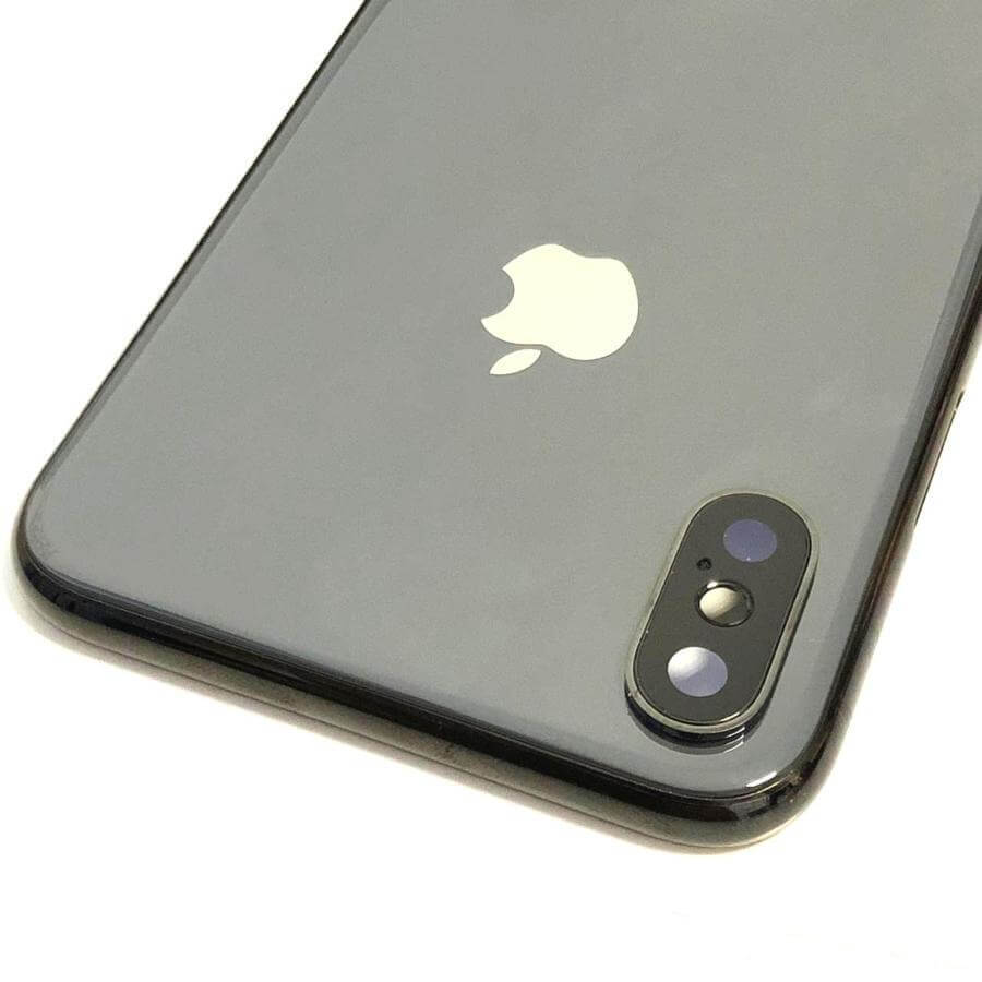 Корпус iphone 11 в стиле. Корпус айфон 10. Круги на корпусе айфона.