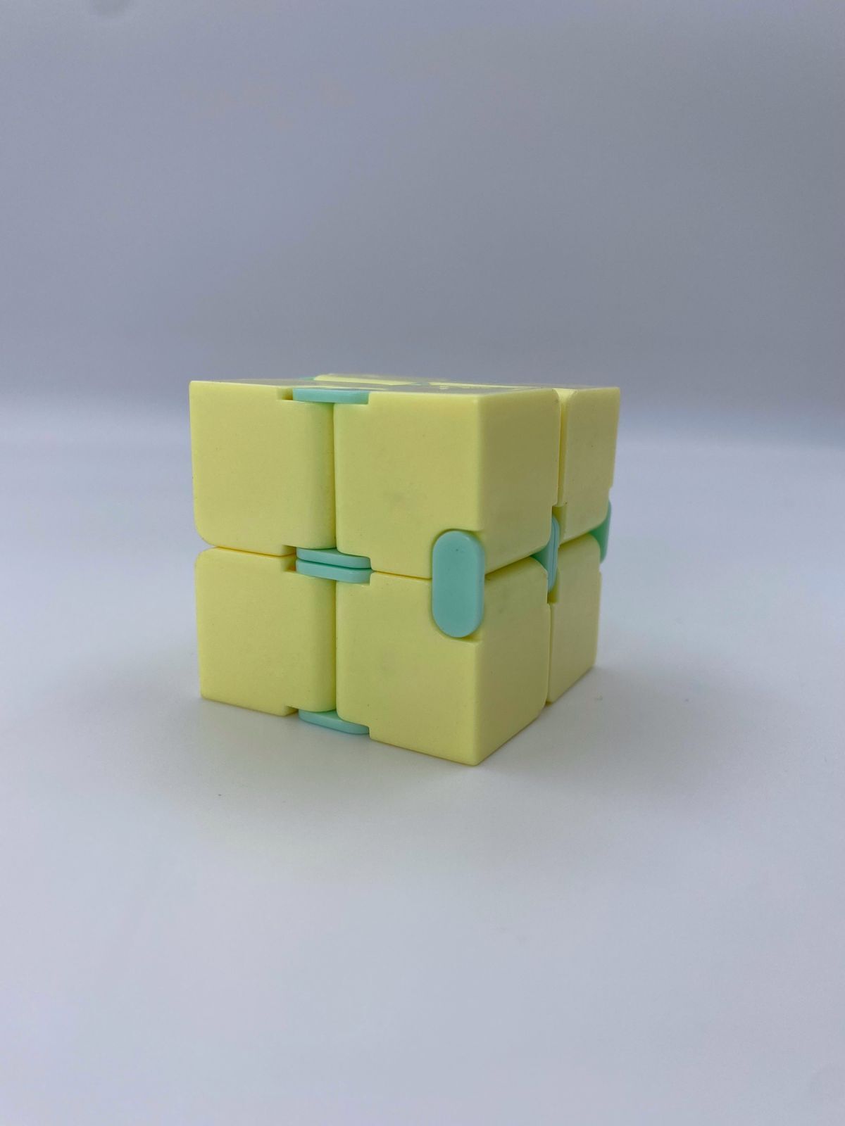 Бесконечный куб из профильной трубы своими руками