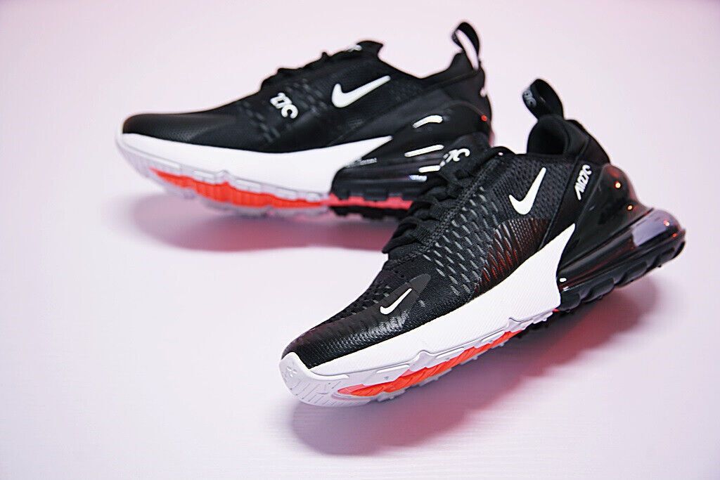 Nike air 270 оригинал. Nike Air Max 270 Black White. Nike Air 270 Black. Air Max 270 White Black. Nike Air 270 мужские.