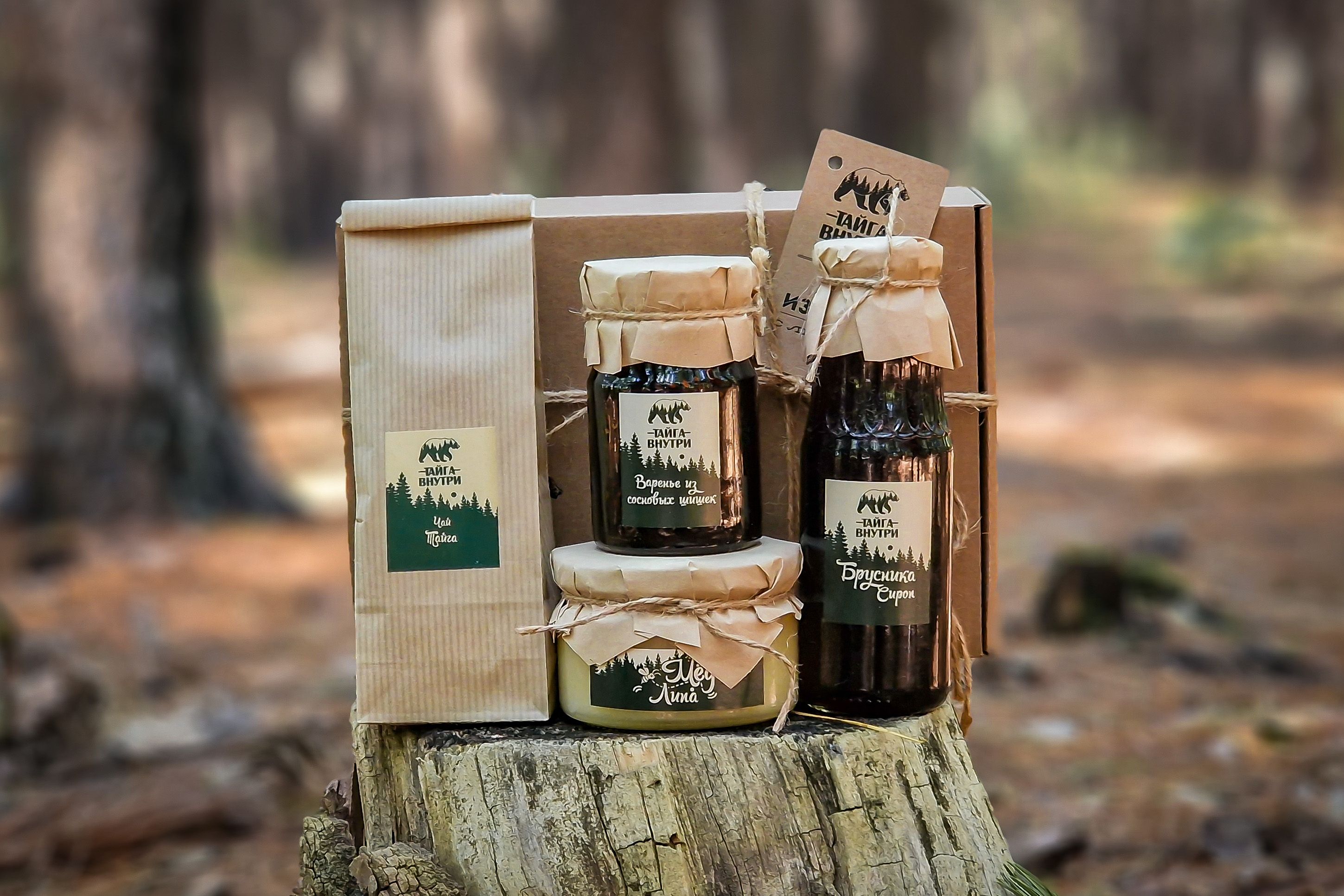 костер у реки. кружка чая в лесу. кружка чая в лесу. чагочай "sibereco"с саган-дайля 100г. чай в походе из трав.