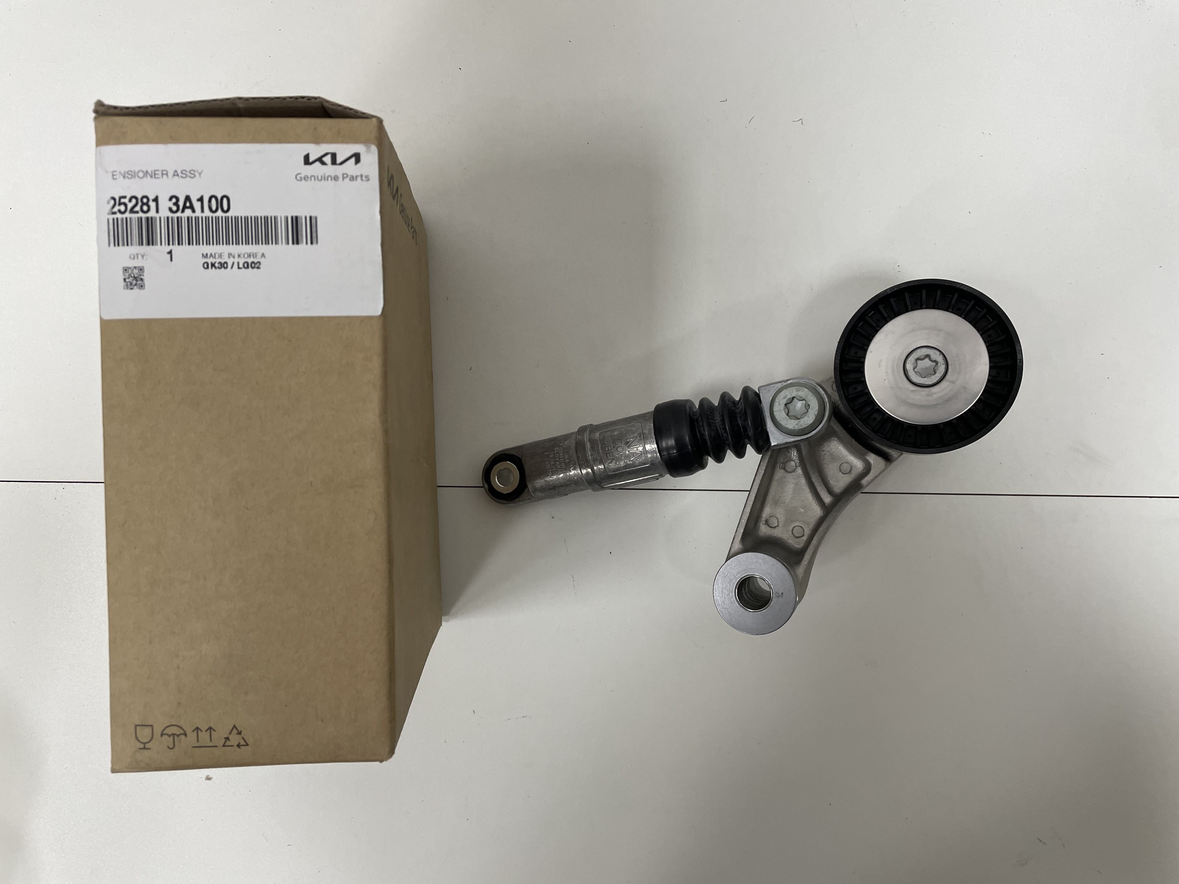 4. 25281-37120 натяжитель ремня. натяжитель приводного ремня hyundai g6ba. Hyundai 252812b030. натяжитель ремня хендай.